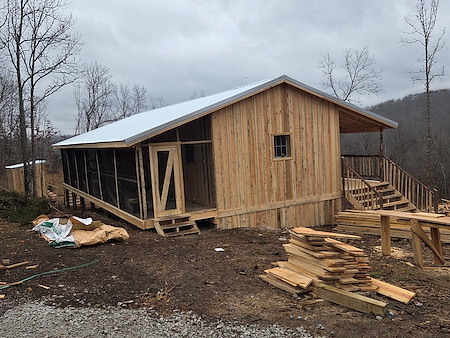 Off-Grid Rustic Home Built in the Ozark Hills